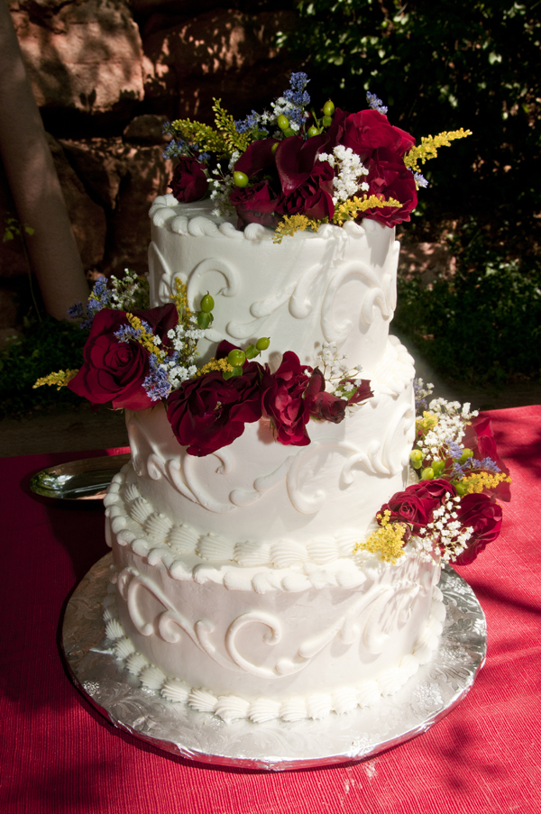 A Pikes Peak Wedding at Blue Skies Inn, Manitou Springs, Colorado