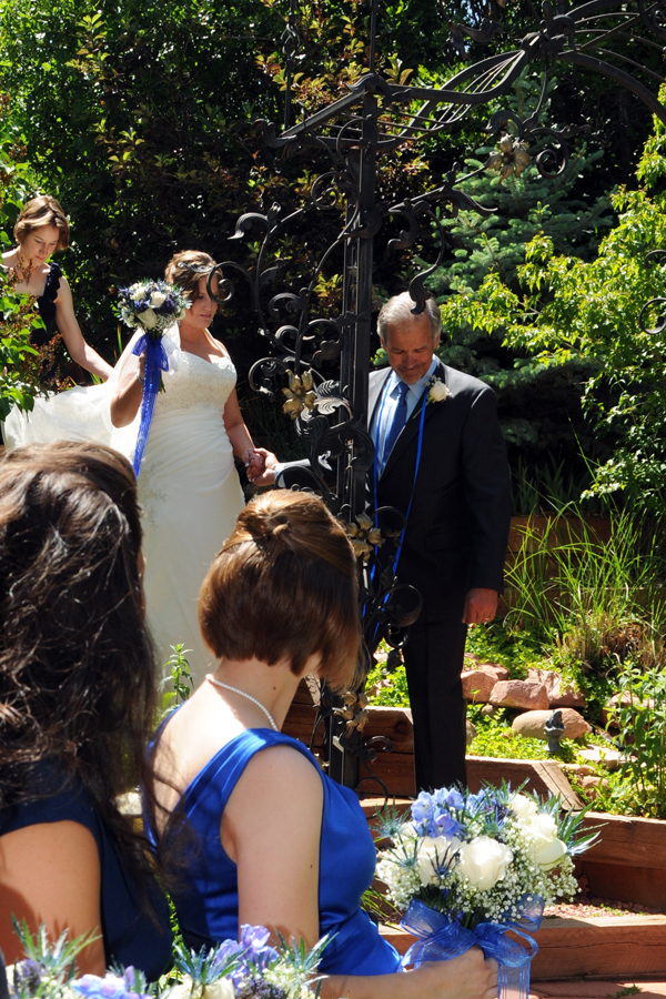 A Pikes Peak Wedding at Blue Skies Inn, Manitou Springs, CO