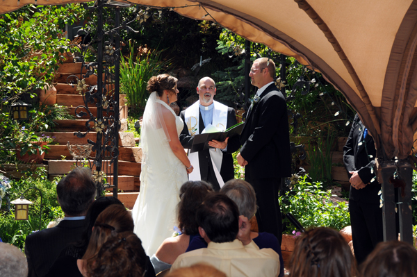 A Pikes Peak Wedding at Blue Skies Inn, Manitou Springs, CO