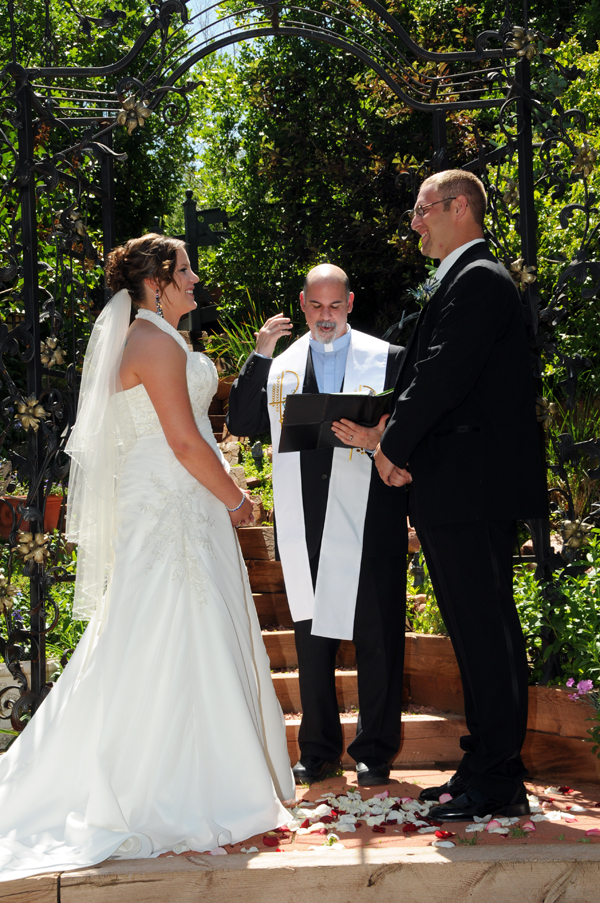 A Pikes Peak Wedding at Blue Skies Inn, Manitou Springs, CO