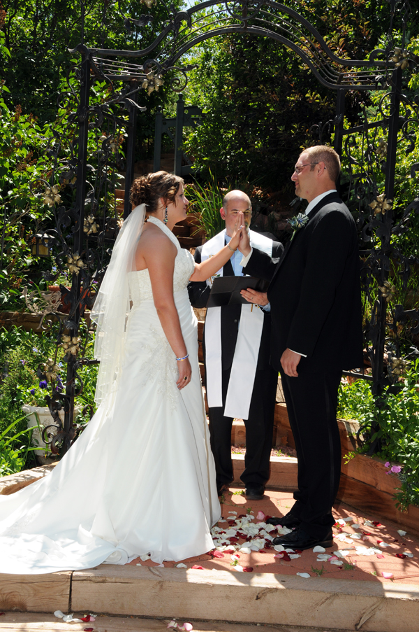 A Pikes Peak Wedding at Blue Skies Inn, Manitou Springs, CO