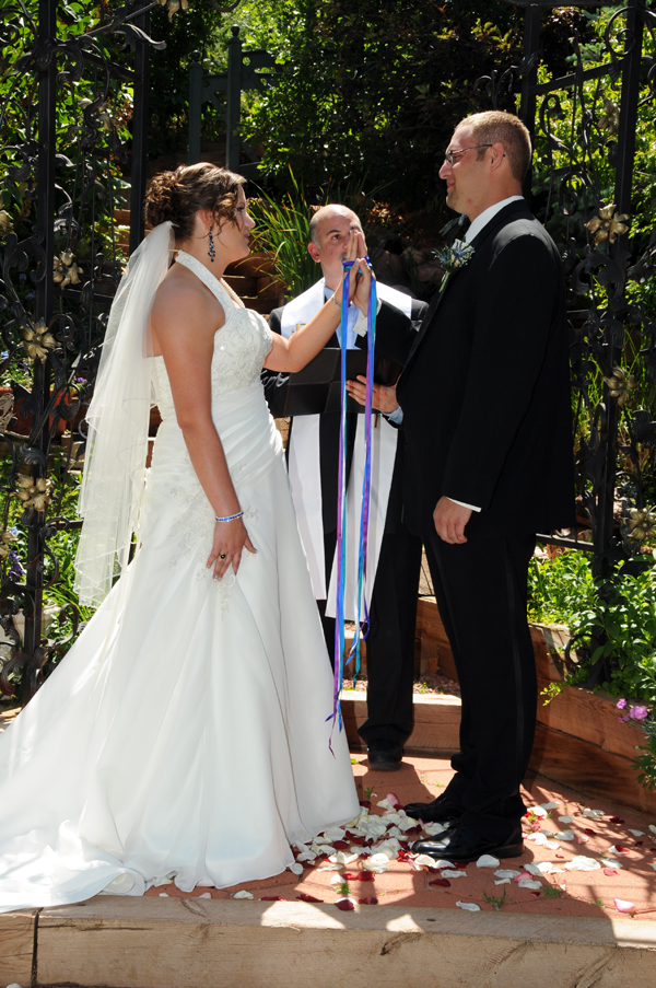 A Pikes Peak Wedding at Blue Skies Inn, Manitou Springs, CO