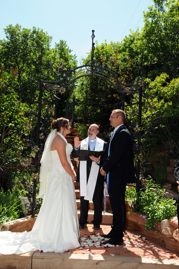 A Pikes Peak Wedding at Blue Skies Inn, Manitou Springs, CO