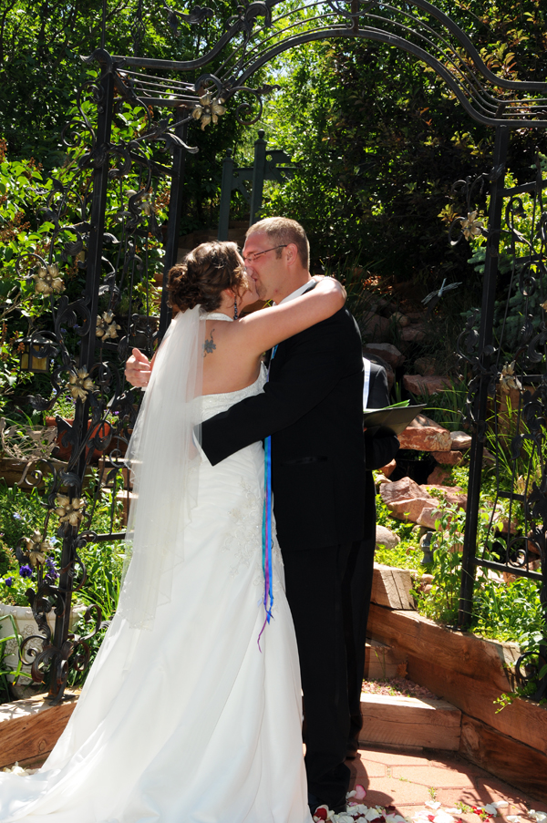 A Pikes Peak Wedding at Blue Skies Inn, Manitou Springs, CO