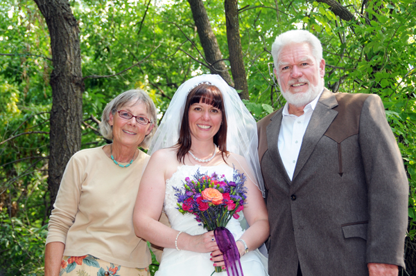 A Pikes Peak Wedding at Blue Skies Inn, Manitou Springs, Colorado