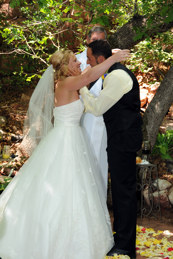 A Pikes Peak Wedding at Blue Skies Inn, Manitou Springs, Colorado