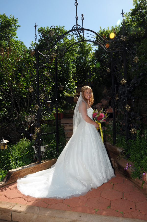 A Pikes Peak Wedding at Blue Skies Inn, Manitou Springs, Colorado
