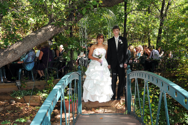 A Pikes Peak Wedding at Blue Skies Inn, Manitou Springs, Colorado