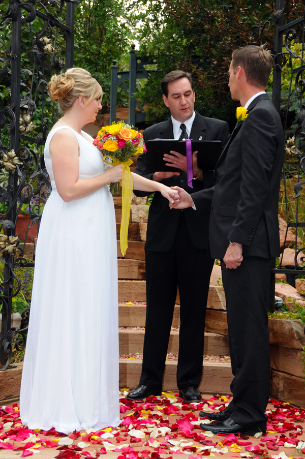 A Pikes Peak Wedding at Blue Skies Inn, Manitou Springs, Colorado