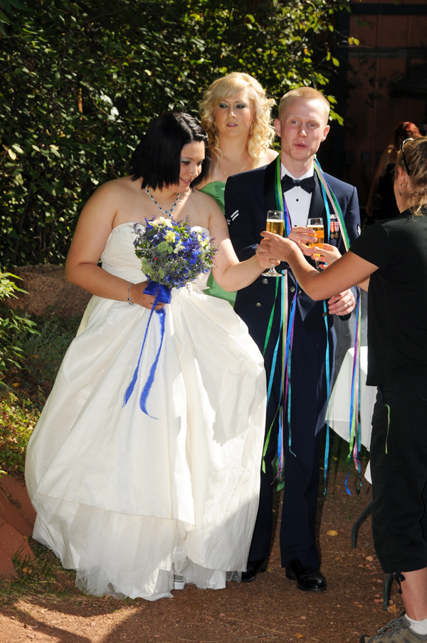 A Pikes Peak Wedding at Blue Skies Inn, Manitou Springs, Colorado