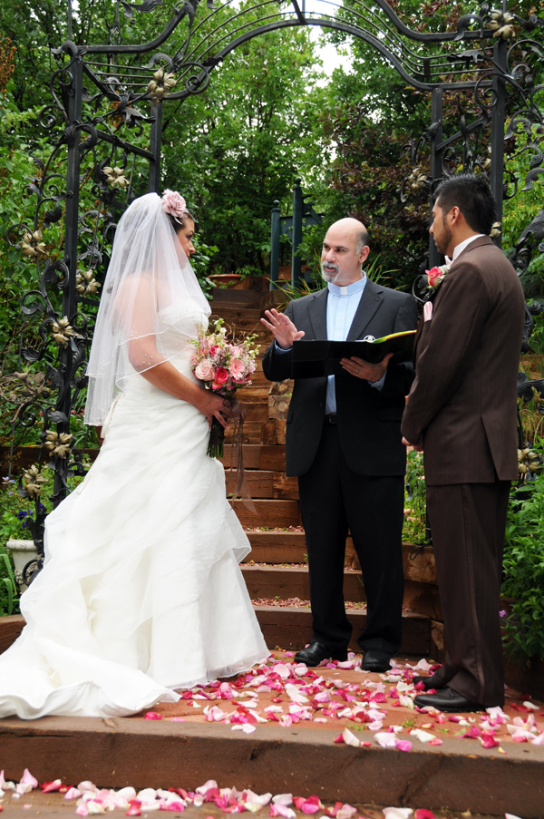 A Pikes Peak Wedding at Blue Skies Inn, Manitou Springs, Colorado