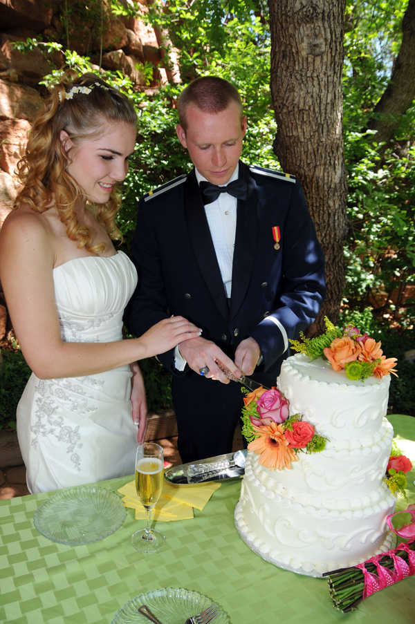 A Pikes Peak Wedding at Blue Skies Inn, Manitou Springs, CO