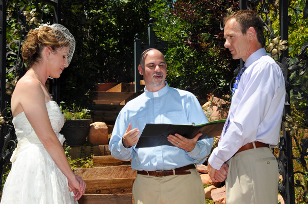 A Pikes Peak Wedding at Blue Skies Inn, Manitou Springs, Colorado