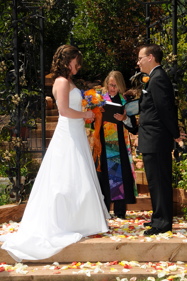 A Pikes Peak Wedding at Blue Skies Inn, Manitou Springs, Colorado