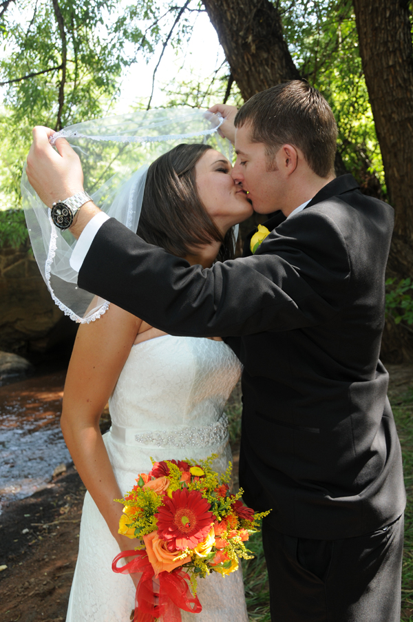 A Pikes Peak Wedding at Blue Skies Inn, Manitou Springs, Colorado