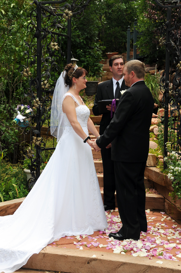 A Pikes Peak Wedding at Blue Skies Inn, Manitou Springs, Colorado