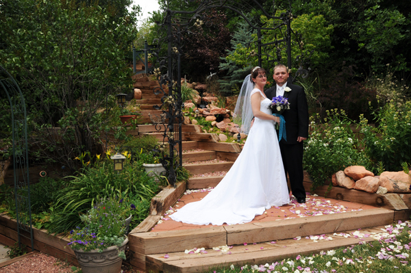 A Pikes Peak Wedding at Blue Skies Inn, Manitou Springs, Colorado