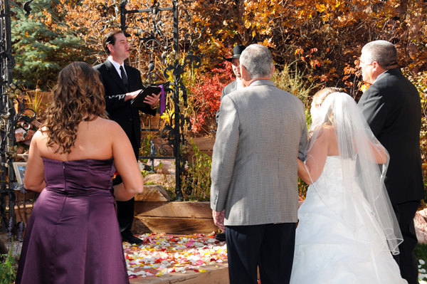 A Pikes Peak Wedding at Blue Skies Inn, Manitou Springs, Colorado