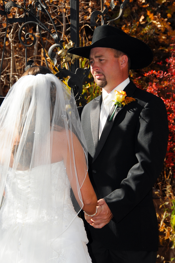 A Pikes Peak Wedding at Blue Skies Inn, Manitou Springs, Colorado