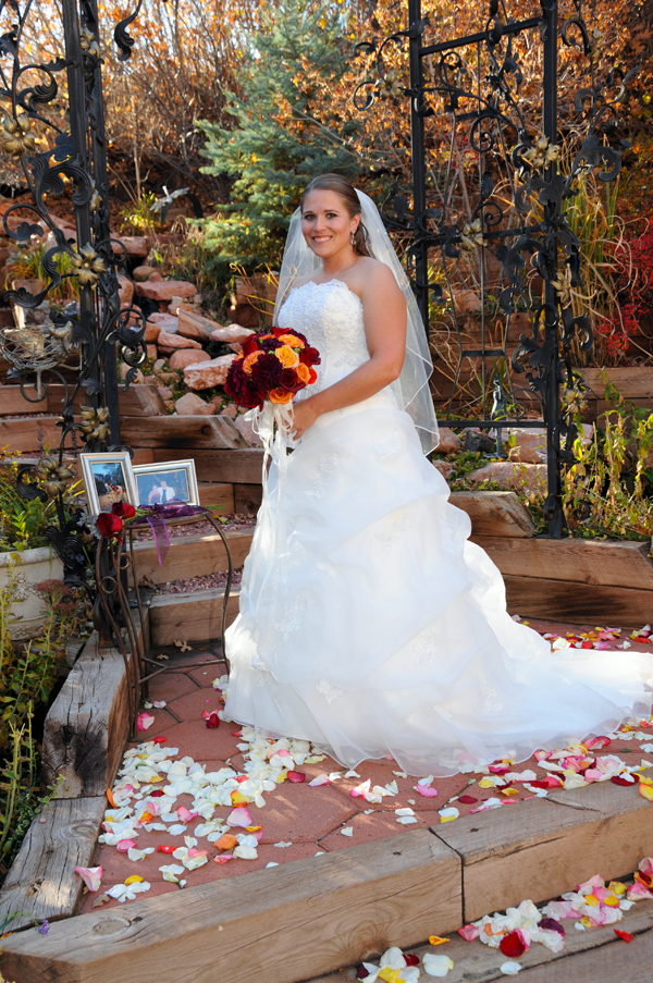 A Pikes Peak Wedding at Blue Skies Inn, Manitou Springs, Colorado