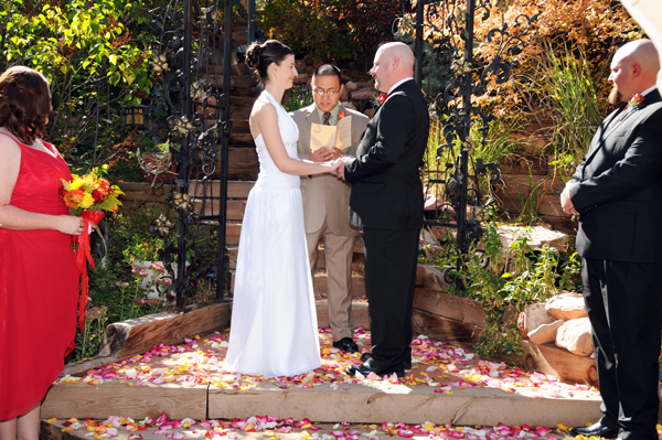 A Pikes Peak Wedding at Blue Skies Inn, Manitou Springs, Colorado