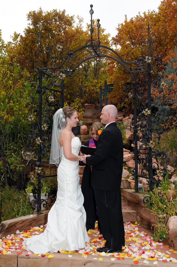 A Pikes Peak Wedding at Blue Skies Inn, Manitou Springs, Colorado