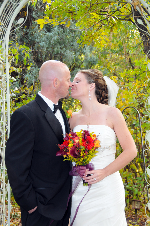 A Pikes Peak Wedding at Blue Skies Inn, Manitou Springs, Colorado