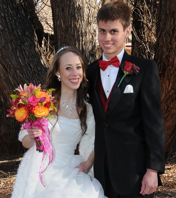 Winter Wedding at Pikes Peak Weddings, Manitou Springs, Colorado