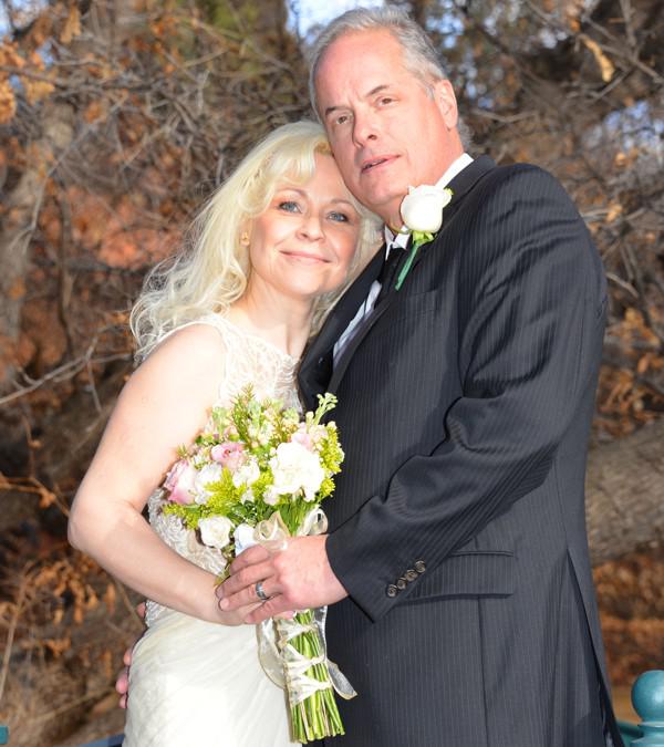 Winter Wedding at Pikes Peak Weddings, Manitou Springs, Colorado