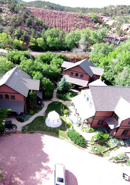 A Pikes Peak Wedding at Blue Skies inn